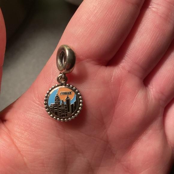 Pandora Philly Skyline Charm - Picture 3 of 3
